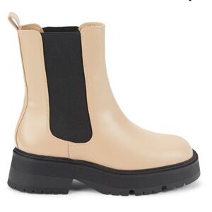 MIA
Lenia Chunky Leather Chelsea Boots size 7.5 NWT